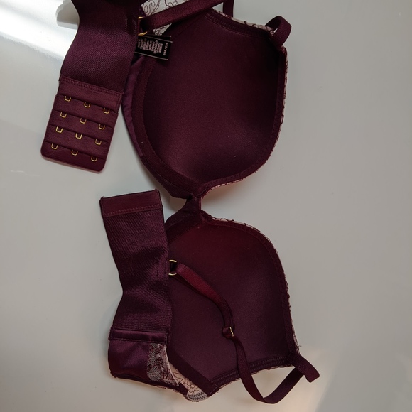 Victoria's Secret 34B pushup bra - Picture 3 of 3